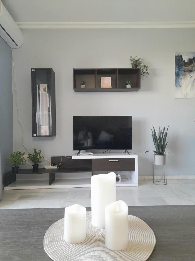 Nice Apartment Near The Beach Fuengirola Bagian luar foto