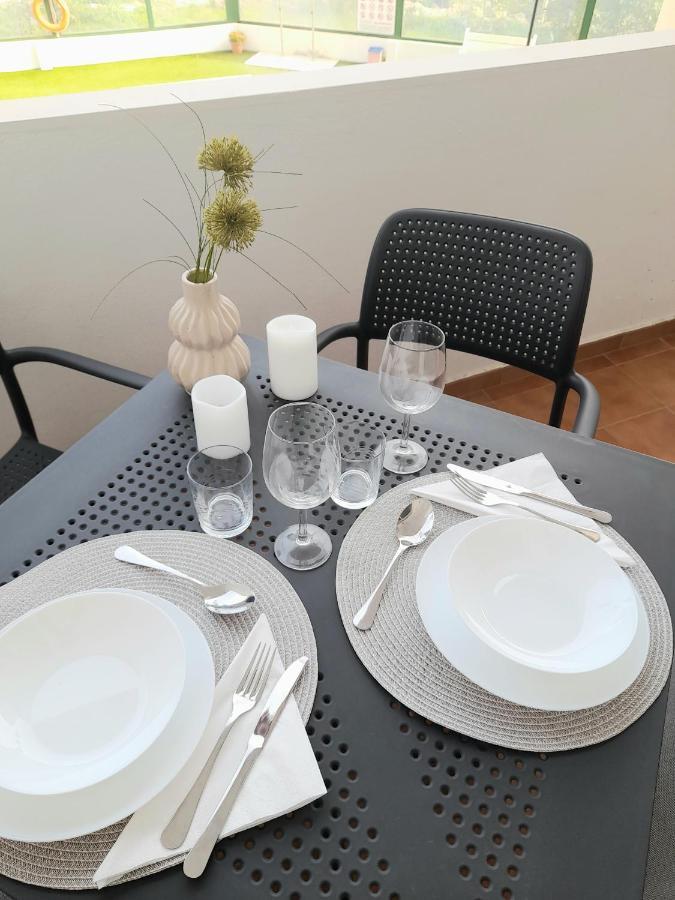 Nice Apartment Near The Beach Fuengirola Bagian luar foto
