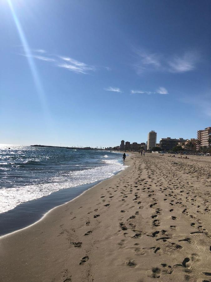 Nice Apartment Near The Beach Fuengirola Bagian luar foto