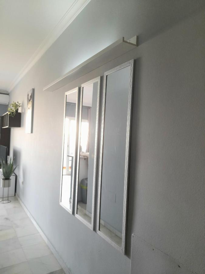 Nice Apartment Near The Beach Fuengirola Bagian luar foto