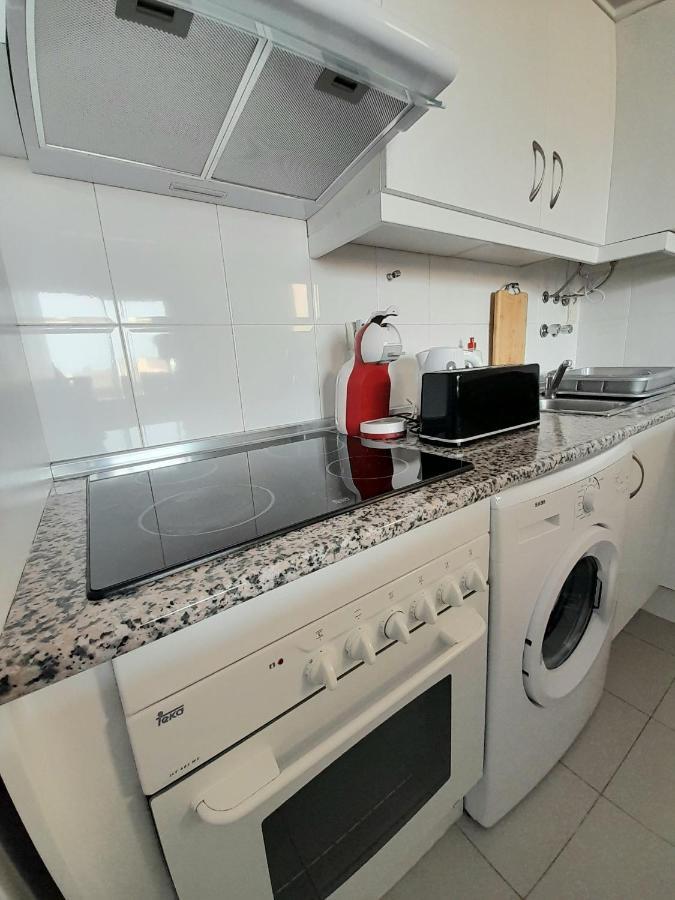 Nice Apartment Near The Beach Fuengirola Bagian luar foto