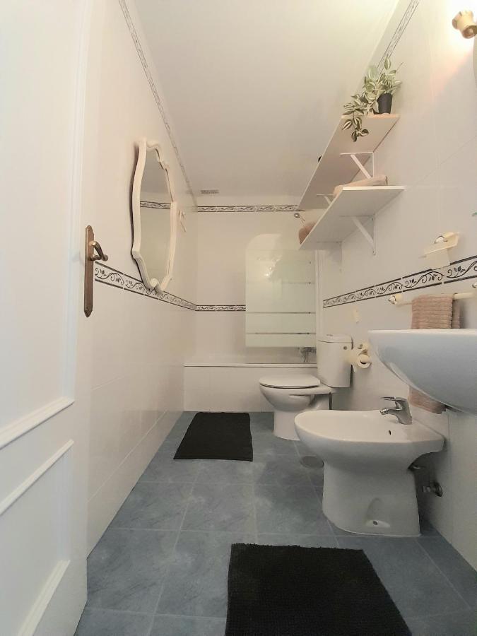 Nice Apartment Near The Beach Fuengirola Bagian luar foto