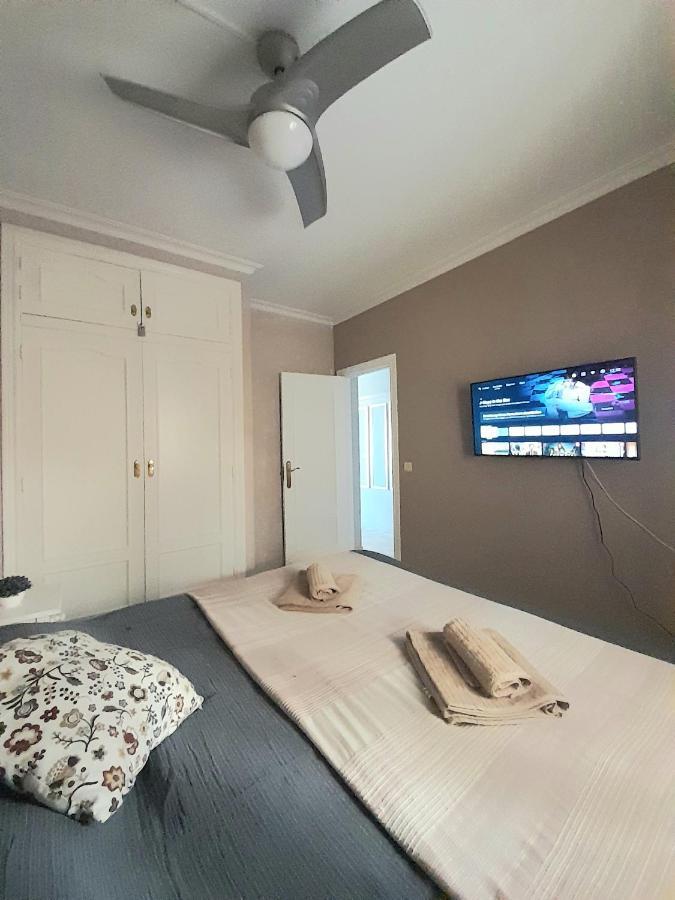 Nice Apartment Near The Beach Fuengirola Bagian luar foto
